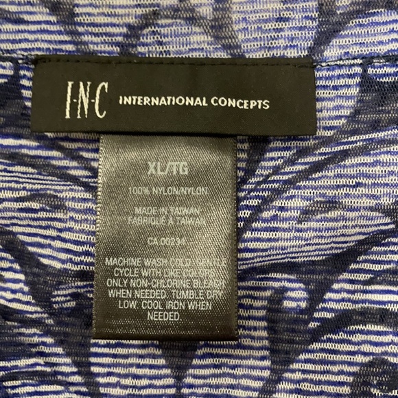 INC V neck Blue/White Motif Sheer Top - Picture 5 of 8